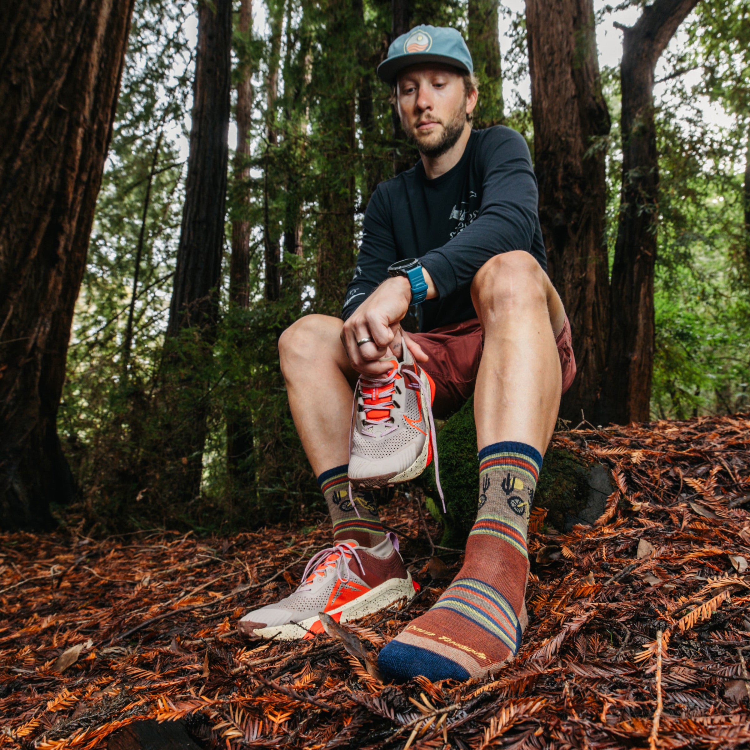 Men's Willoughby Micro Crew Lightweight Hiking Socks - Image 12