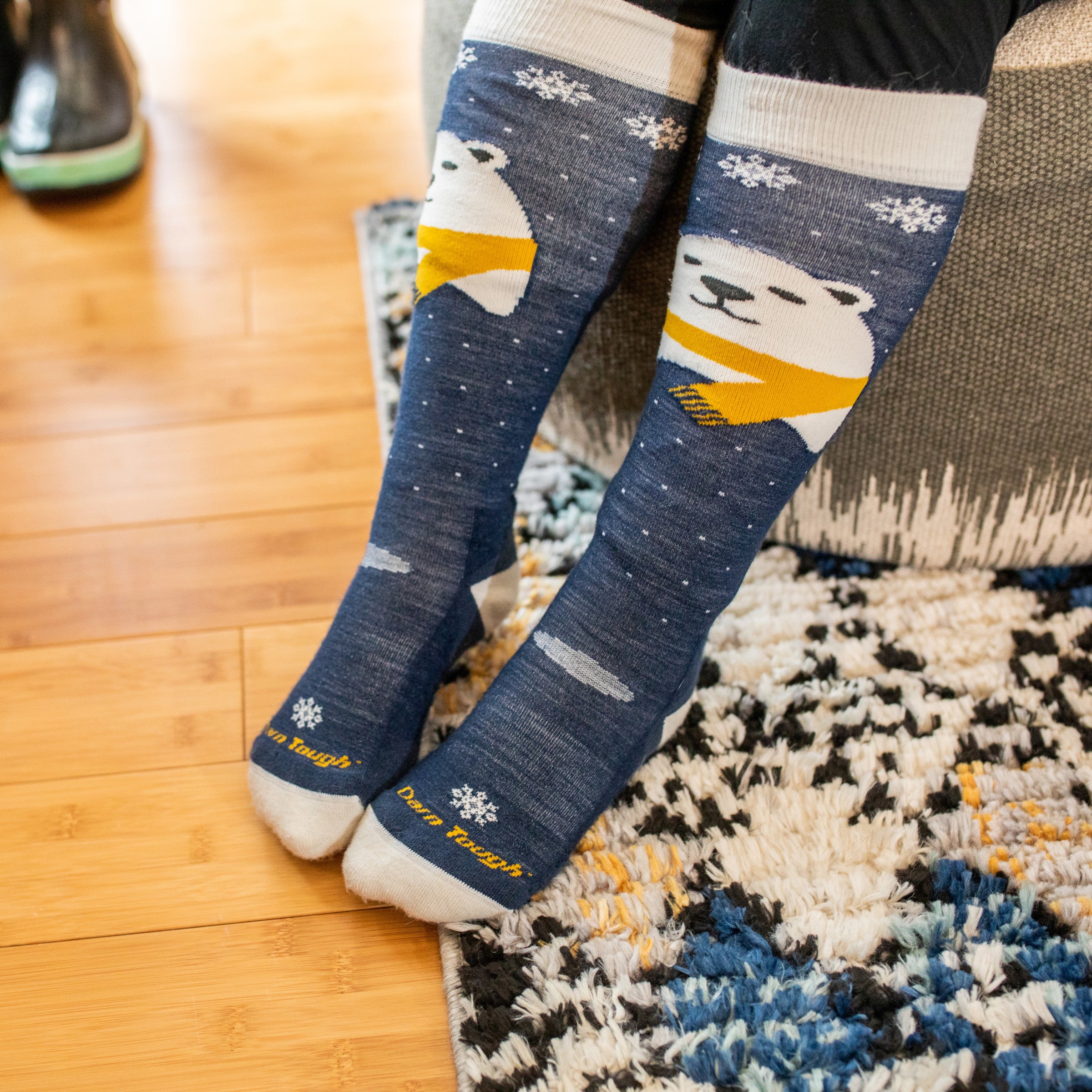Kids Polar Bear Over-the-Calf Midweight Ski & Snowboard Socks - Image 4